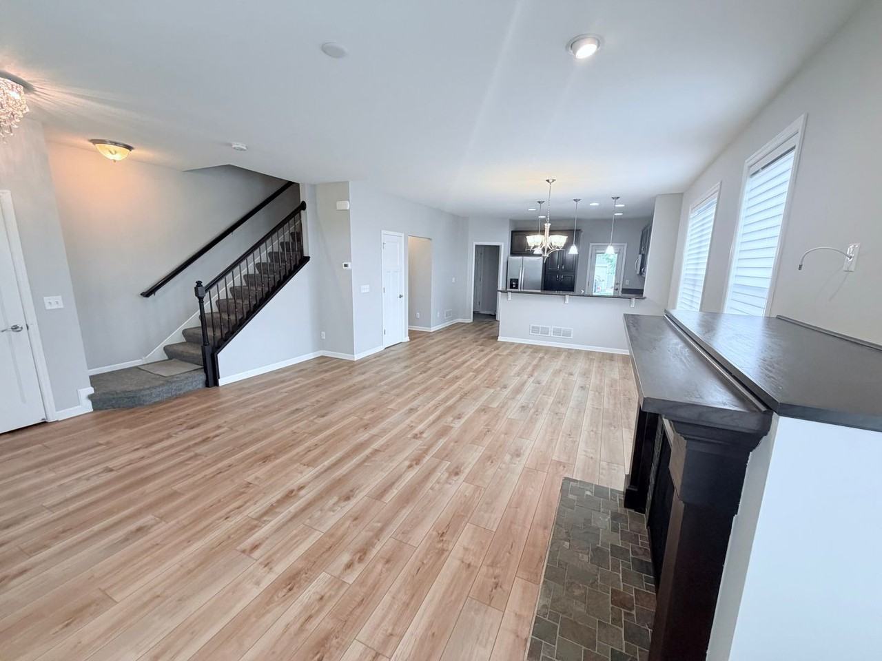 11419 Beechwood Ln - Photo 7 of 28