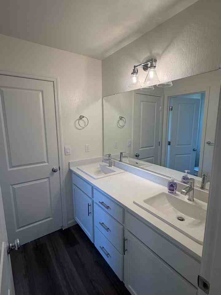 656 Skyler Ln - Photo 7 of 21