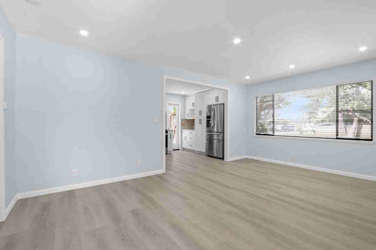 989 Arbor St - Photo 6 of 15
