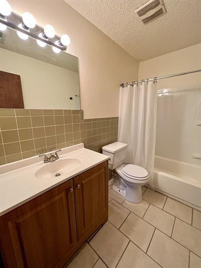 2016 N Campus Dr #2 - Photo 3 of 4