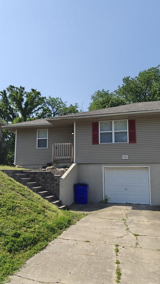 325 Nw 62nd Ter - Photo 2 of 14