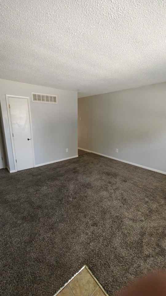 325 Nw 62nd Ter - Photo 4 of 14