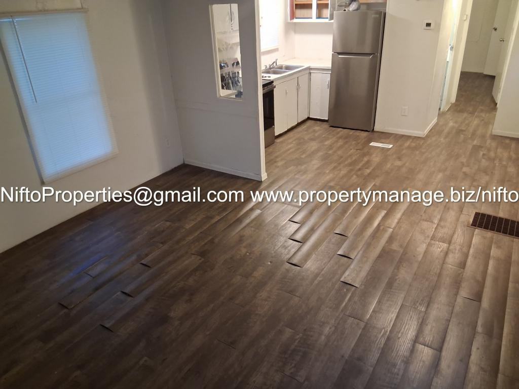 5576 Aenon Ln - Photo 2 of 10
