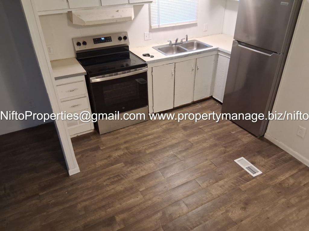 5576 Aenon Ln - Photo 6 of 10