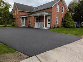 featured image of 24 Hall St