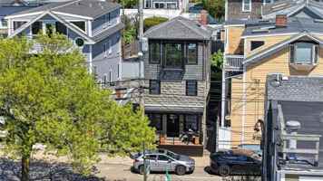 featured image of 494 Thames St Street