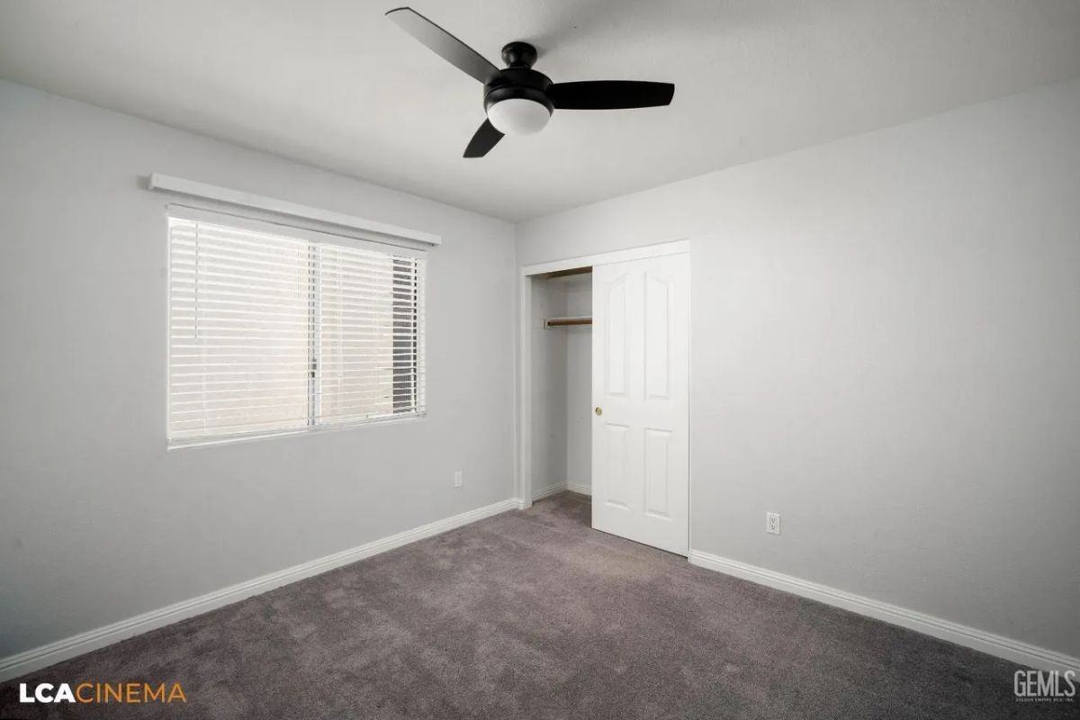 9302 Southwick Dr - Photo 2 of 6