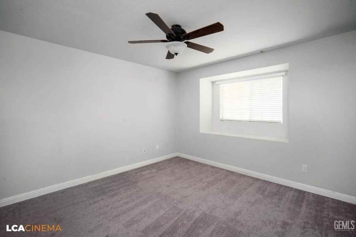 9302 Southwick Dr - Photo 3 of 6