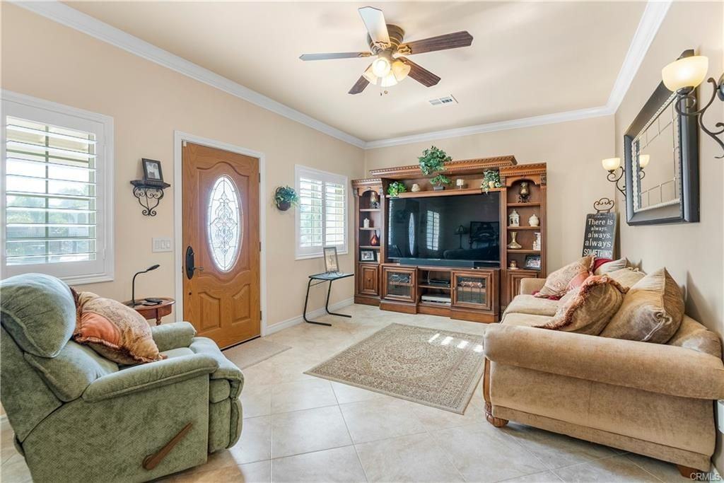 14222 Ashton Ln - Photo 2 of 13