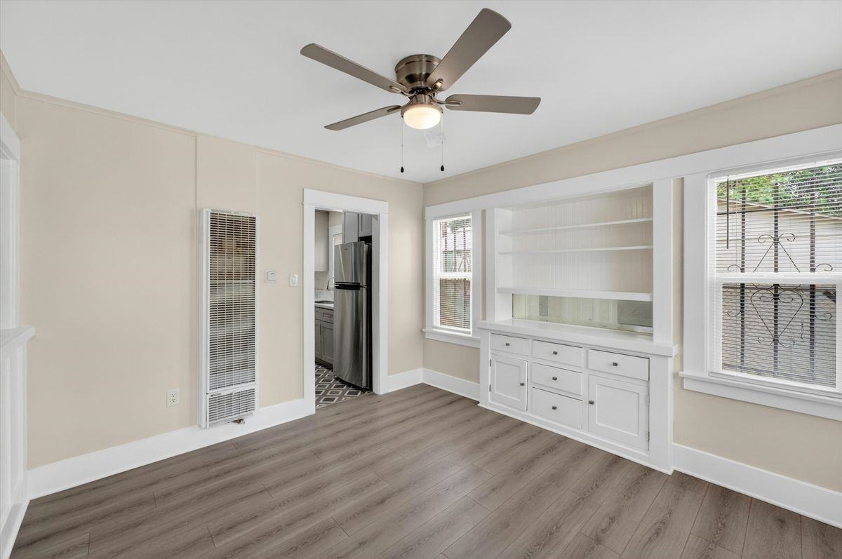 5008 1/2 S Wilton Pl - Photo 6 of 28