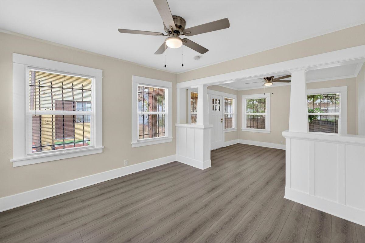 5008 1/2 S Wilton Pl - Photo 7 of 28