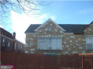 1135 W Thompson St - Photo 2 of 3
