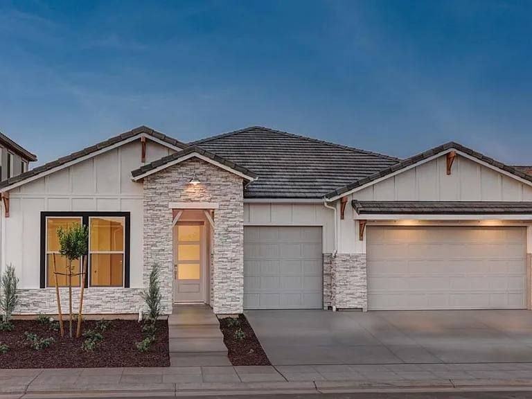 935 Talus Way S - Photo 2 of 23