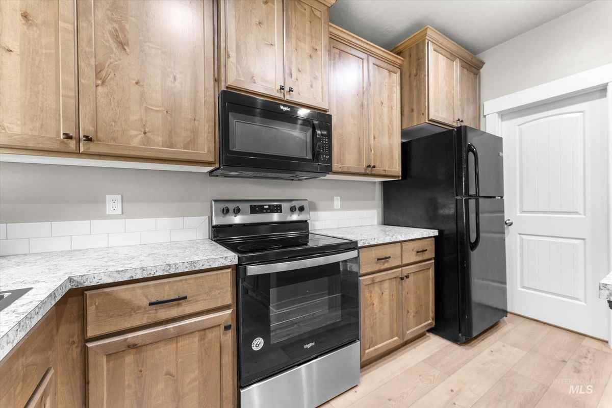 5393 W Rosslare Dr - Photo 6 of 21