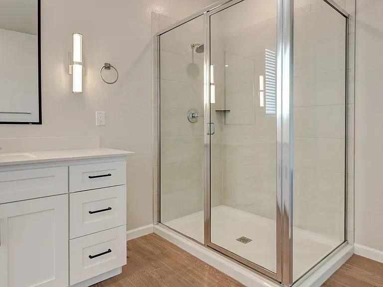 7114 W Ashcroft Ave - Photo 2 of 23