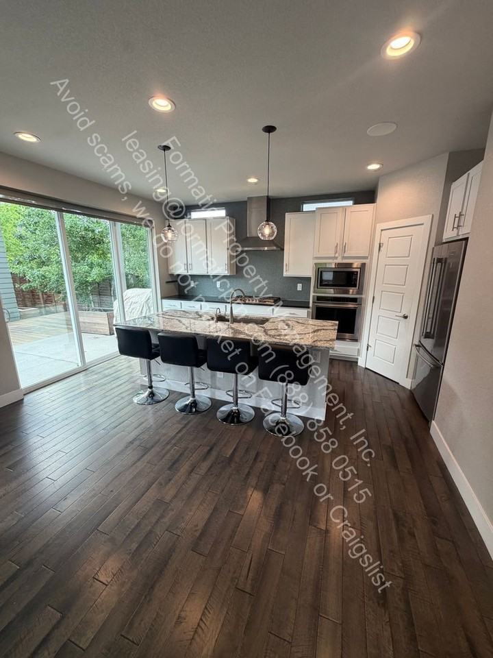 5966 Boston St - Photo 4 of 18