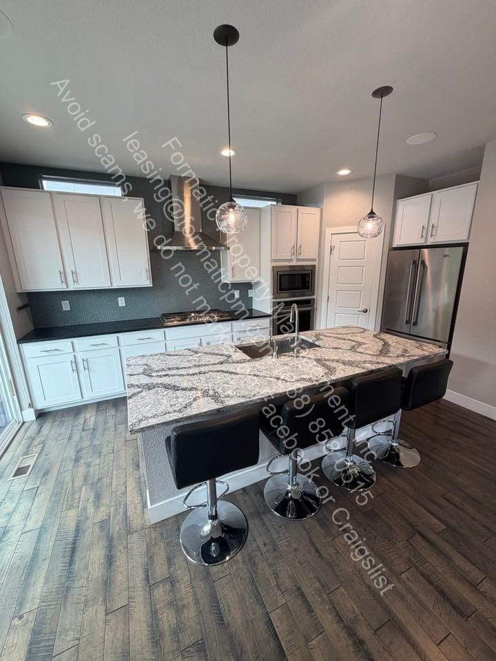 5966 Boston St - Photo 5 of 18