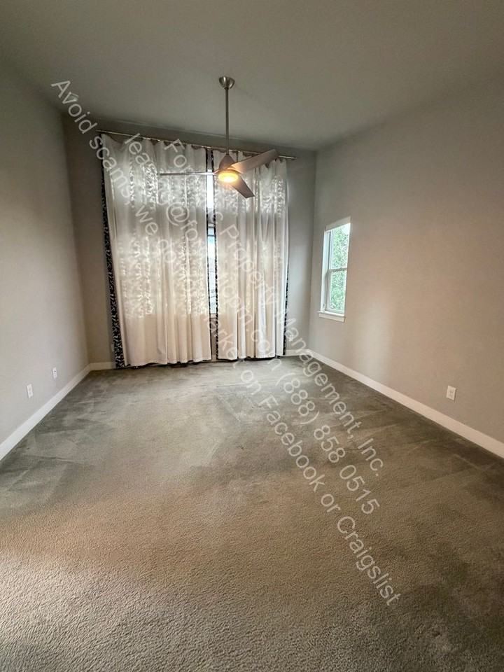 5966 Boston St - Photo 6 of 18