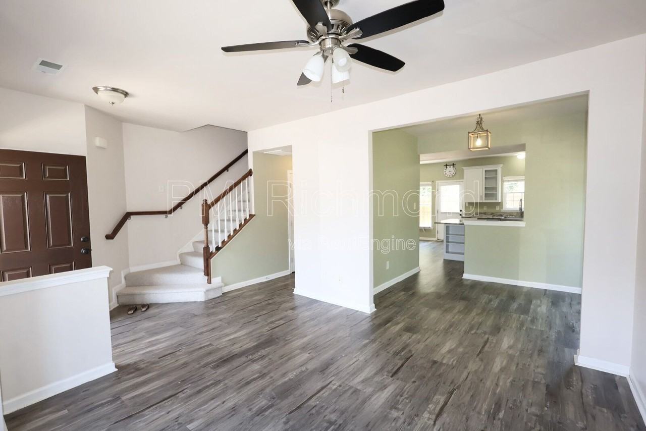 801 Sweet Tessa Dr - Photo 3 of 33