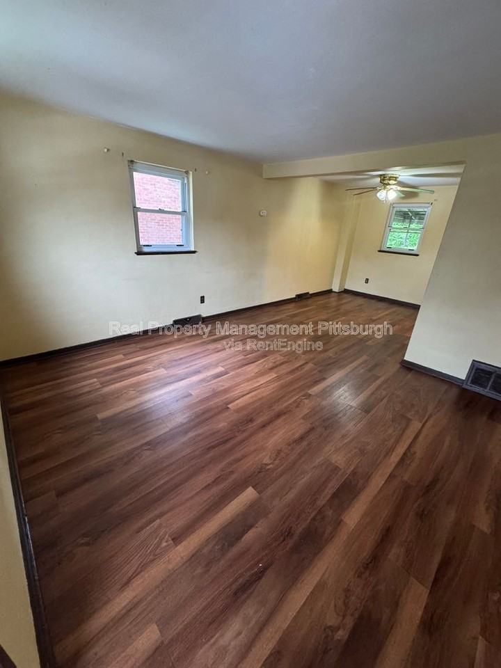 48 Wenzell Pl - Photo 2 of 11