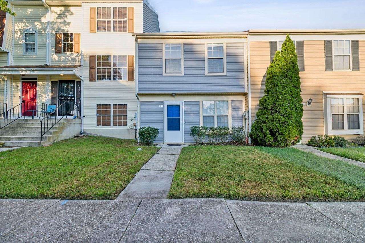 4206 Drake Ct - Photo 2 of 17