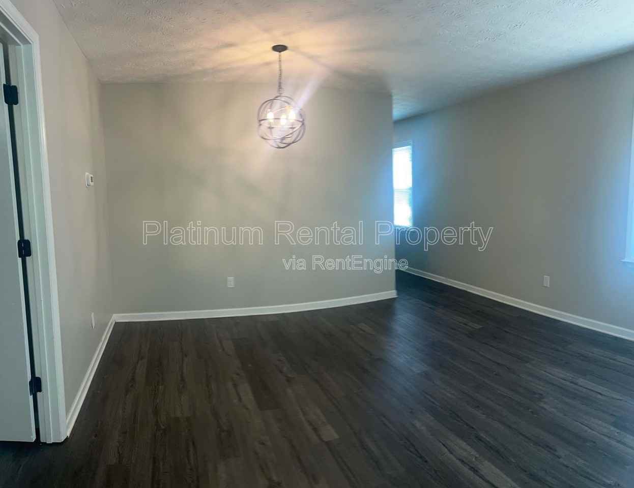 1614 Riverside Trl Ne - Photo 4 of 20