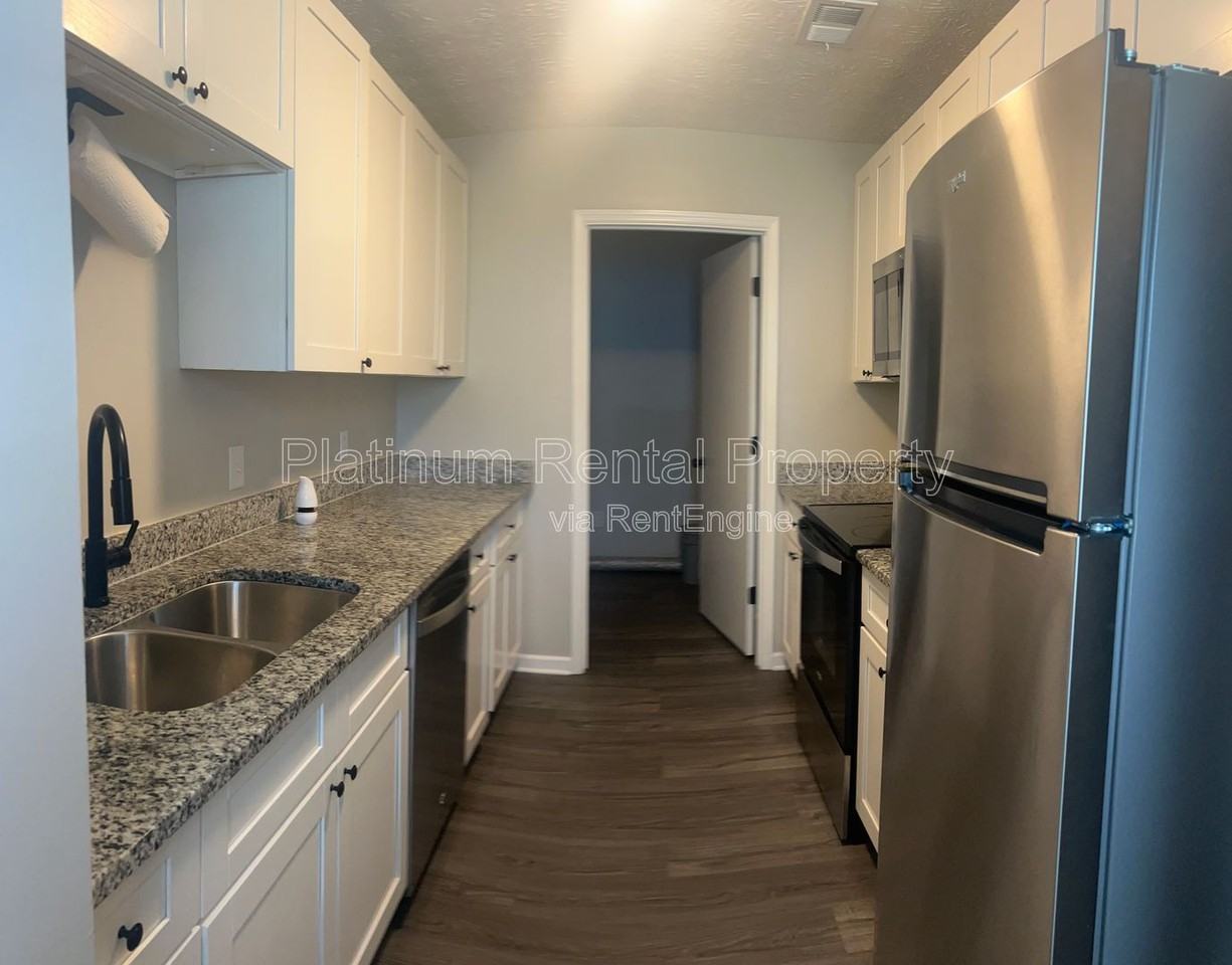 1614 Riverside Trl Ne - Photo 6 of 20