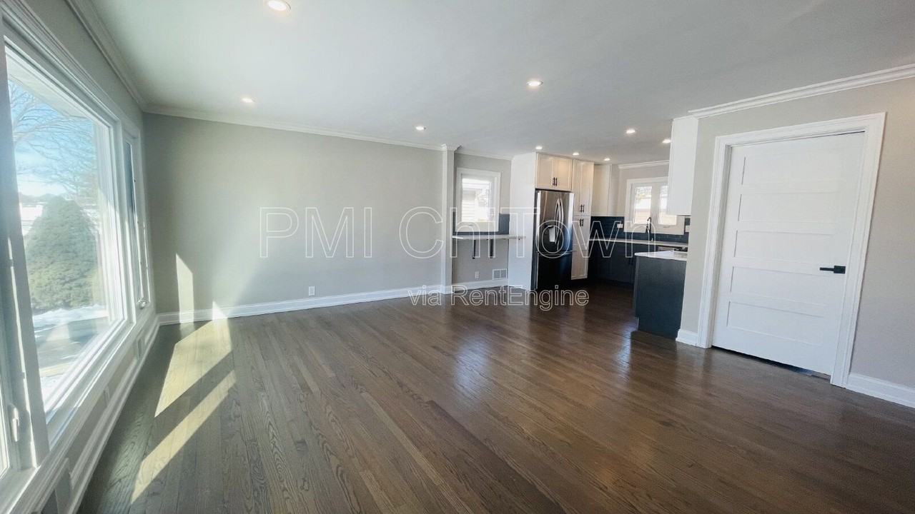 413 N Forest Ave - Photo 3 of 15