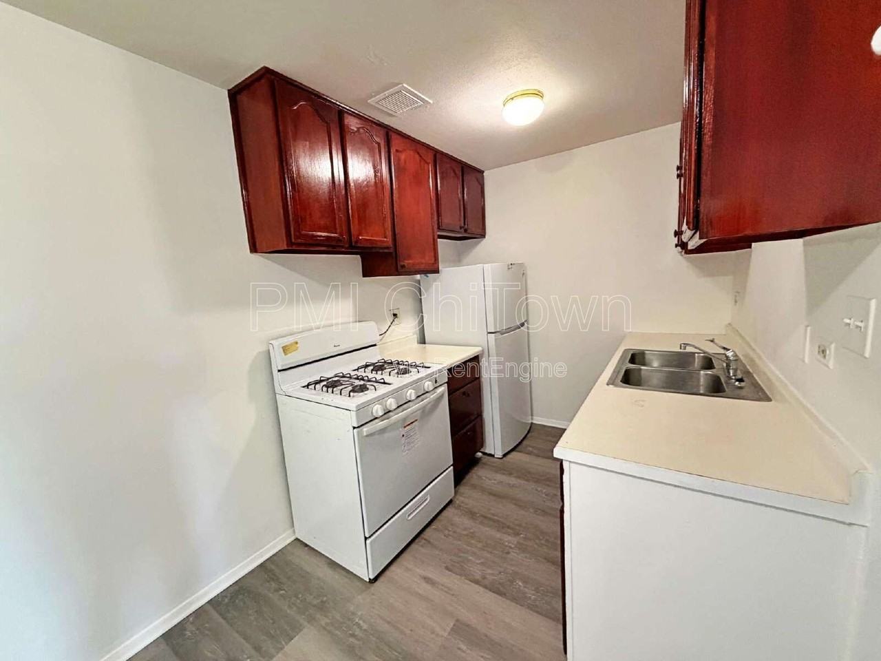 841 Blossom Ln #203 - Photo 7 of 14
