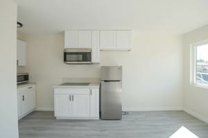 featured image of 821 W 167th St #1