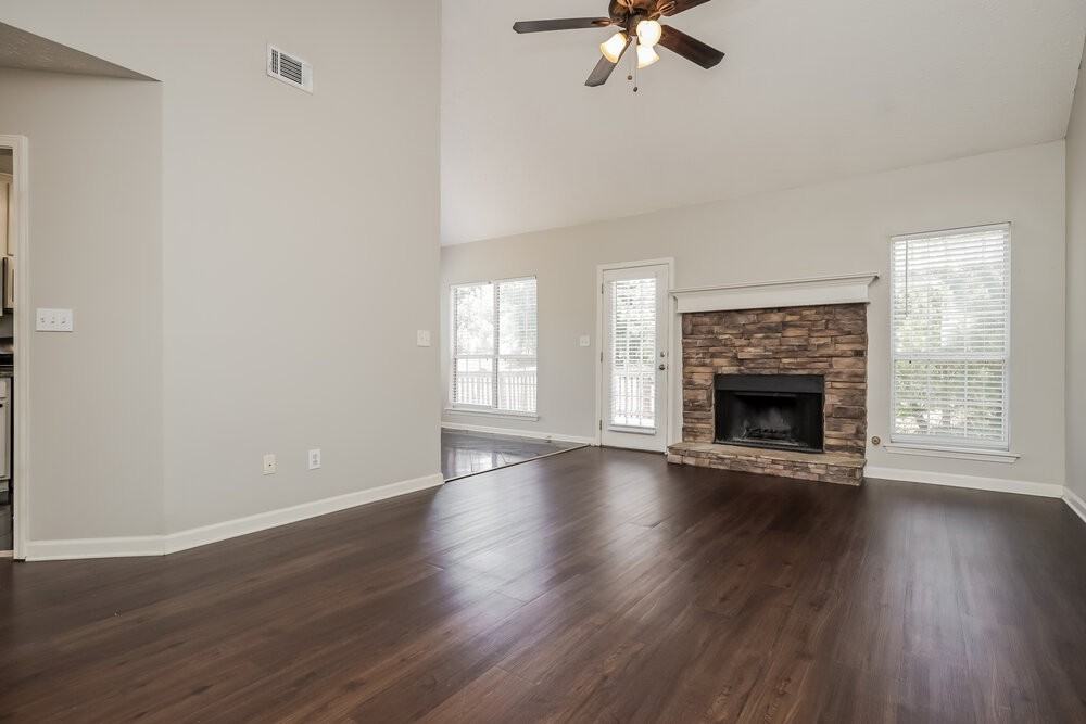 685 Chaseridge Dr - Photo 5 of 17