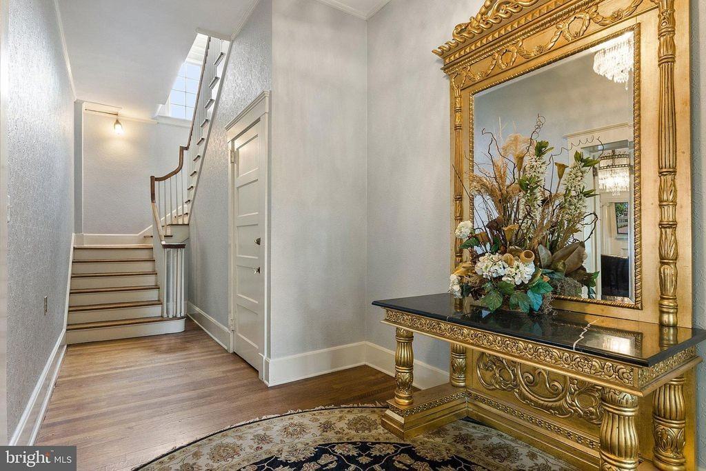 532 Washington St #1 - Photo 5 of 24