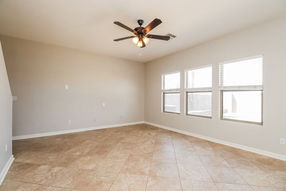 11552 E Flower Cir - Photo 4 of 17