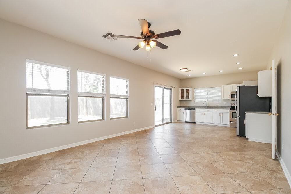 11552 E Flower Cir - Photo 5 of 17