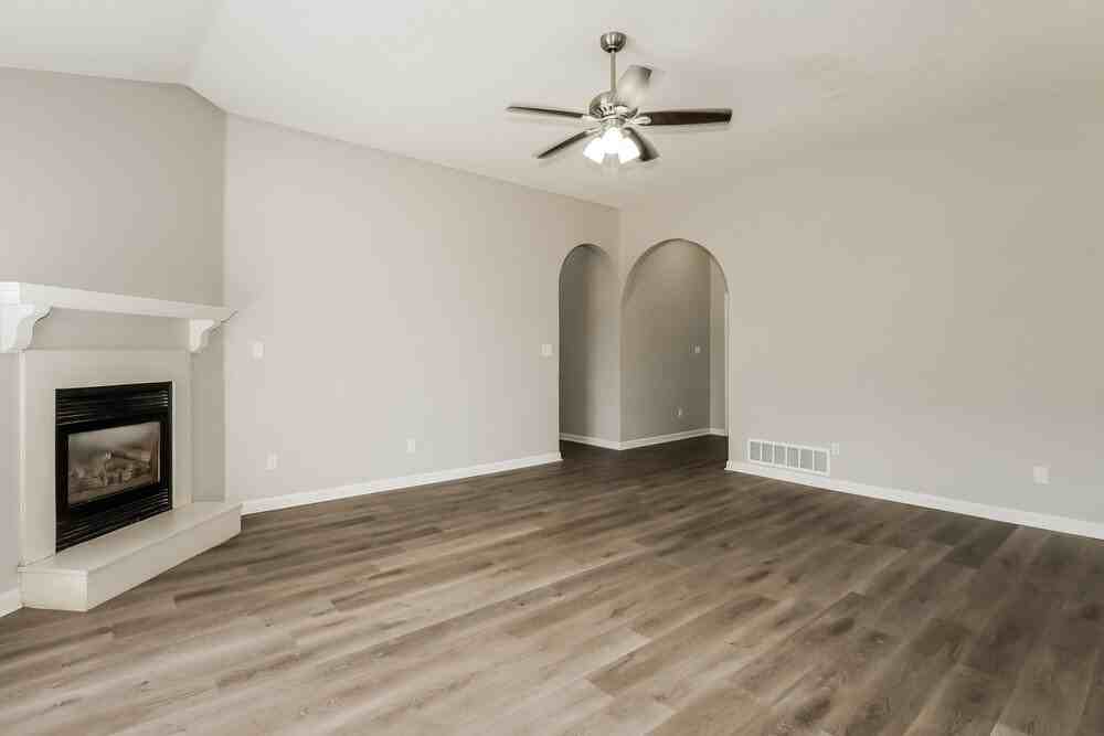 10873 E Ridge Dr - Photo 4 of 16