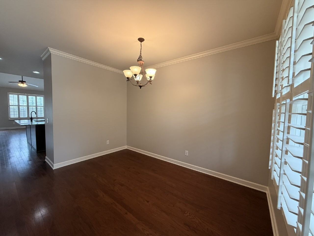 310 Griffin Pl - Photo 6 of 33