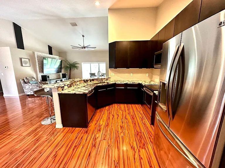 2227 Misty Ct - Photo 7 of 37