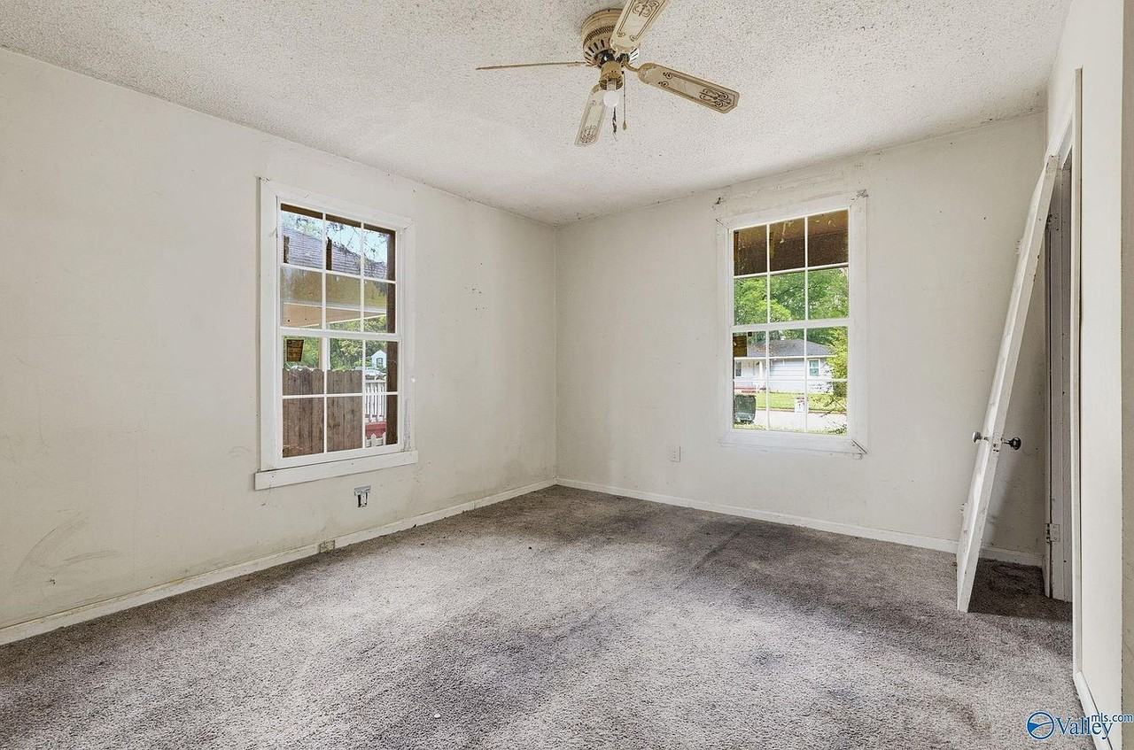 217 8th Ave Sw - Photo 4 of 14