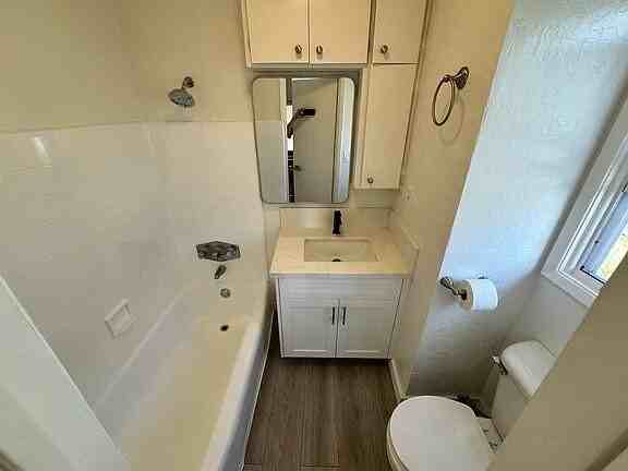 4225 Central Ave - Photo 2 of 16