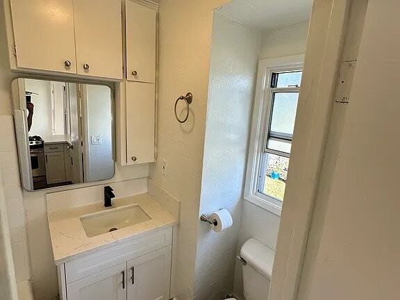 4225 Central Ave - Photo 3 of 16