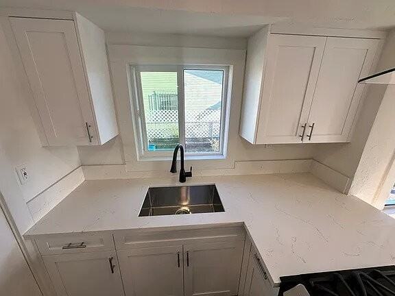 4225 Central Ave - Photo 5 of 16