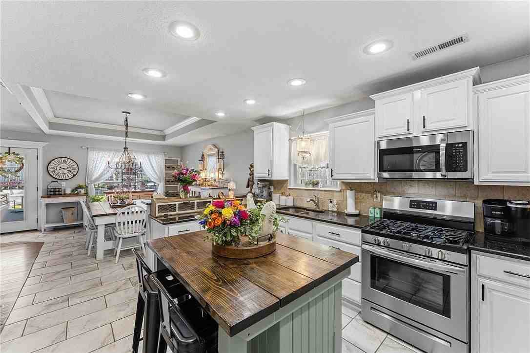 1904 Audabon Park Ct - Photo 3 of 12