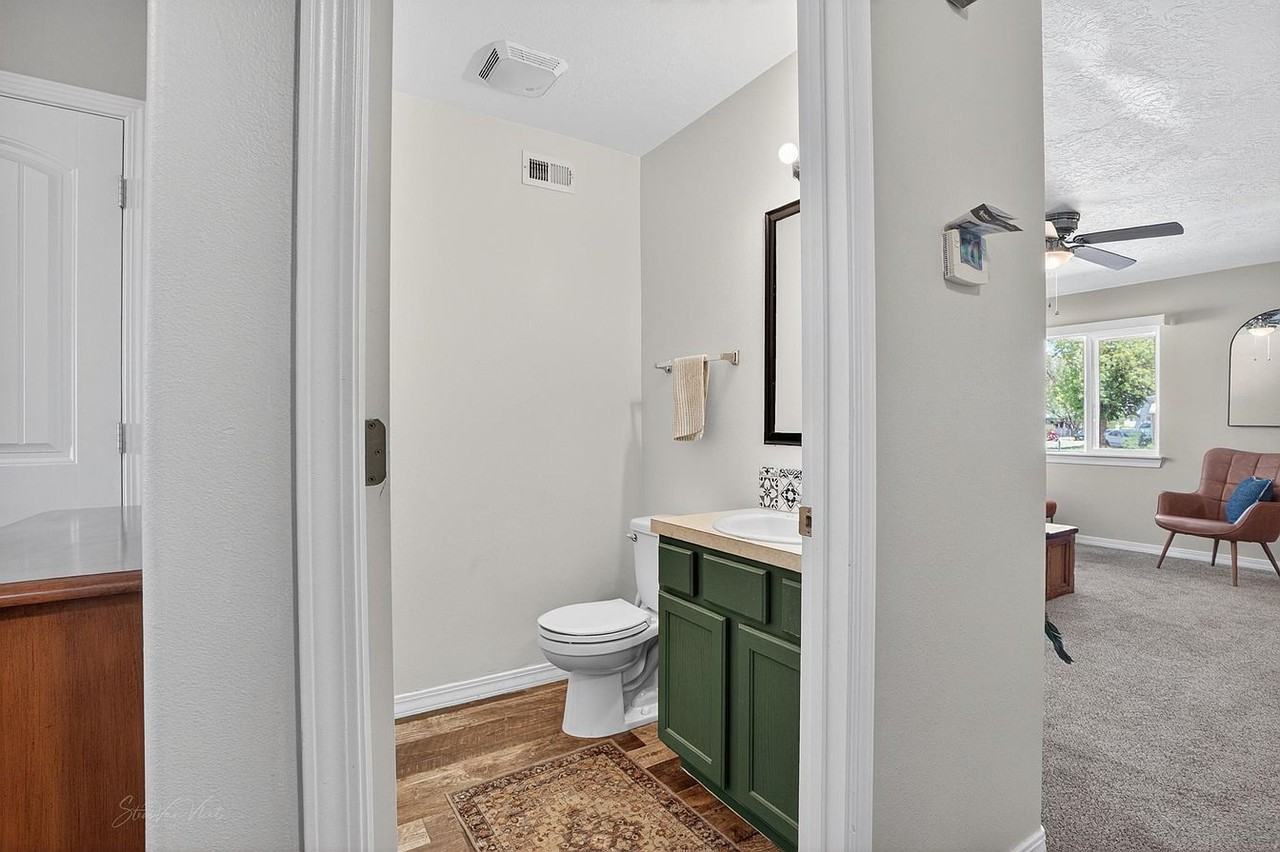 1525 S 2nd Ave - Photo 4 of 13