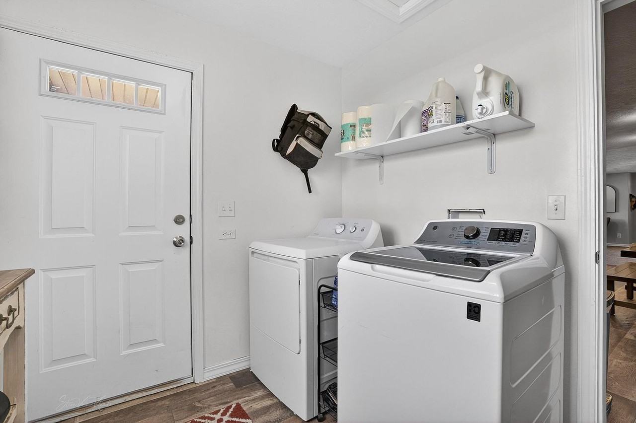 1525 S 2nd Ave - Photo 5 of 13