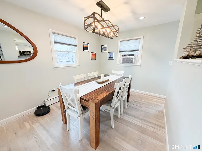 946 E Broadway - Photo 4 of 9