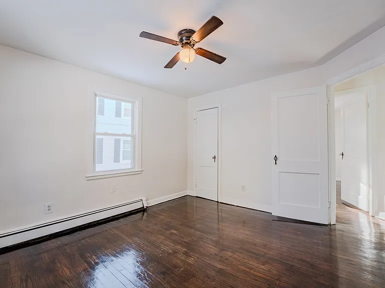1208 Ella T Grasso Blvd - Photo 3 of 7