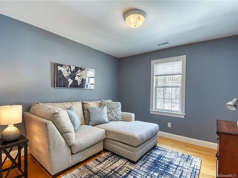 7 Romano Ct - Photo 3 of 13