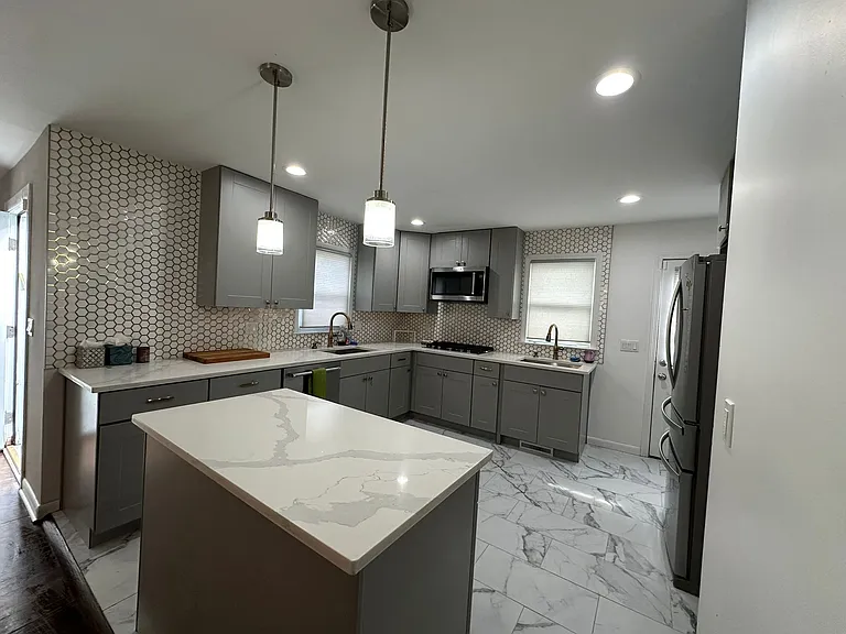 177 Merwin Ave - Photo 6 of 8