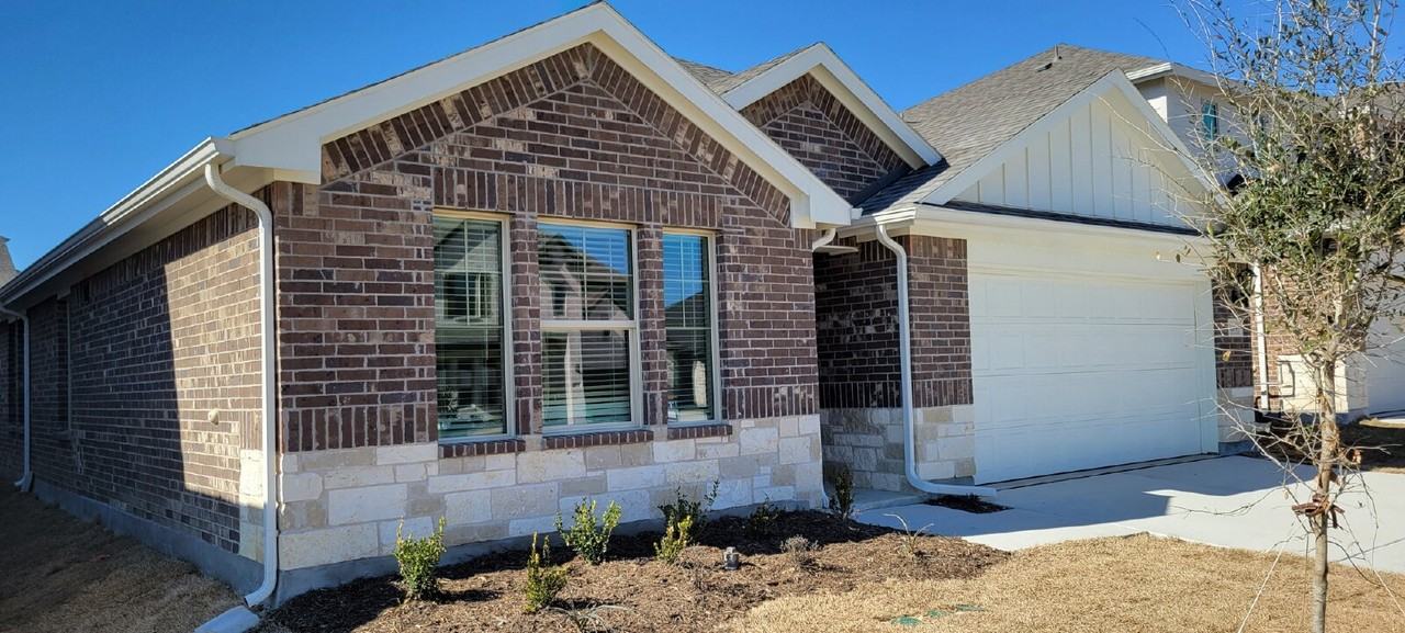 10609 Potawatomi Ln - Photo 2 of 41