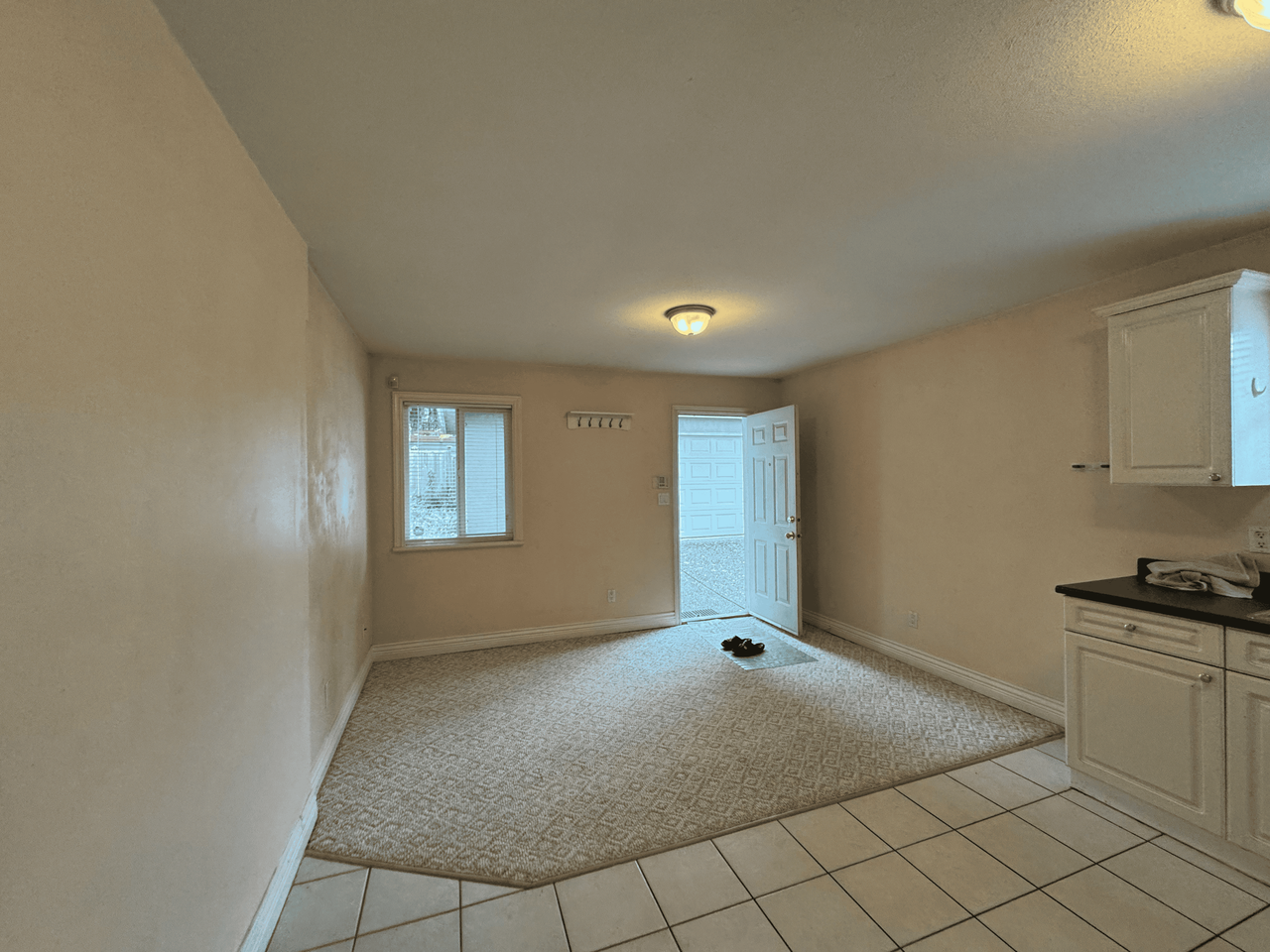 3730 Phillips Avenue - Photo 3 of 13